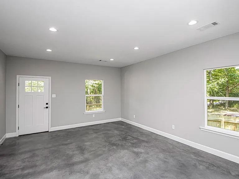 1621 Wilson Rd — Photo 29