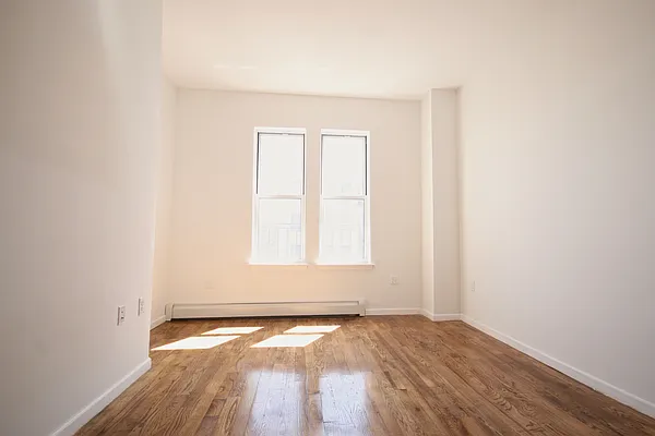 Rented by Rental Solutions Inc | media 18