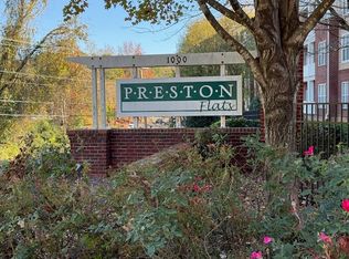 1000 E Woodlawn Rd APT 303, Charlotte, NC 28209