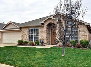 6816 Coldwater Canyon Rd, Fort Worth, TX 76132