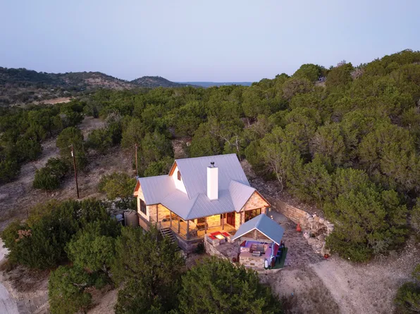 221 Flat Rock Creek Rd, Comfort, TX 78013