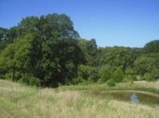 2567 Skyhawk Rd, Carbondale, IL 62902