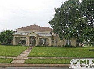 210 Private Road 4660, Castroville, TX 78009