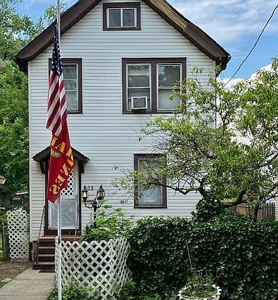 2nd image of 565 Cary Ave