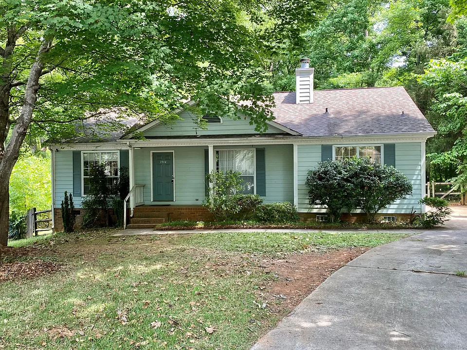 3914 Aster Dr