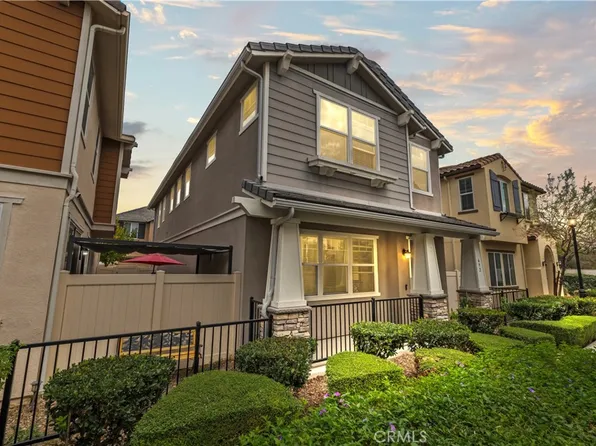 692 S Brampton Ave, Rialto, CA 92376