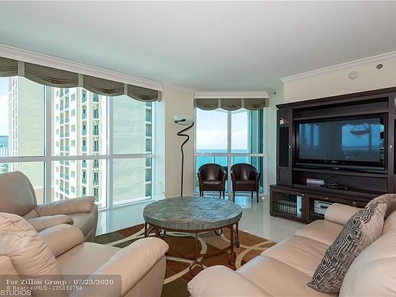 3rd image of 101 S Fort Lauderdale Beach Blvd