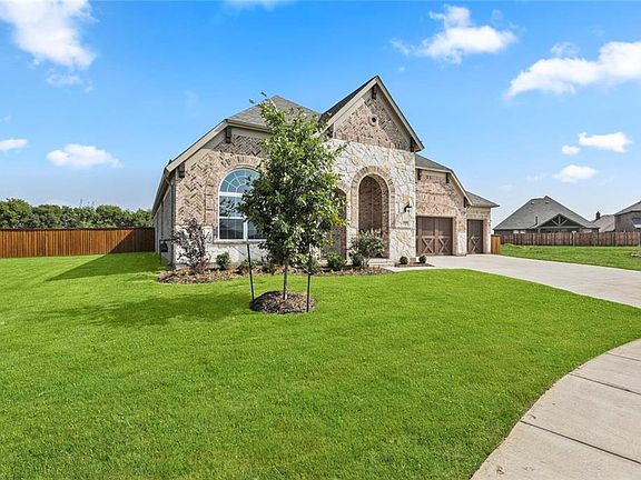 3rd image of 1600 Canals Dr