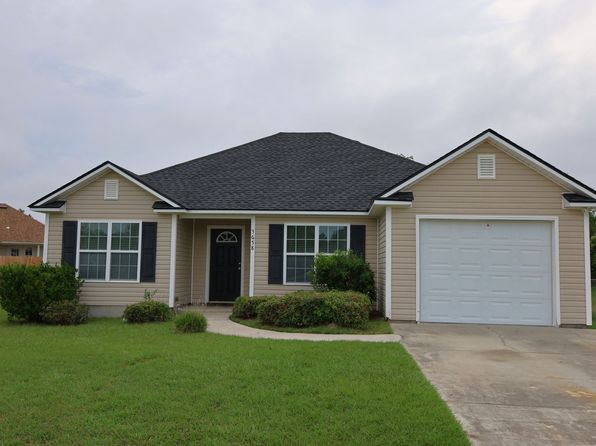 3658 Linden Cir