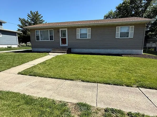 313 E 4th St, Solon, IA 52333