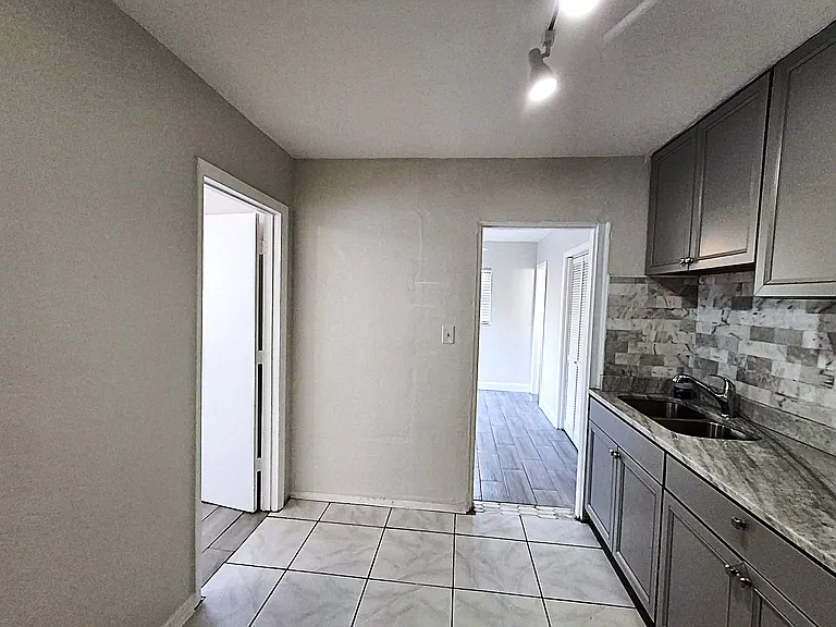 3947 Mohr Ave N #1 — Photo 5