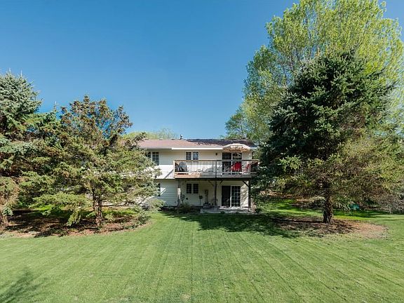 Large 1/2 acre private yard