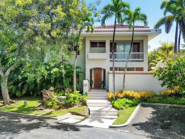 25 FAIRWAYS #25, DORADO, PR 00646