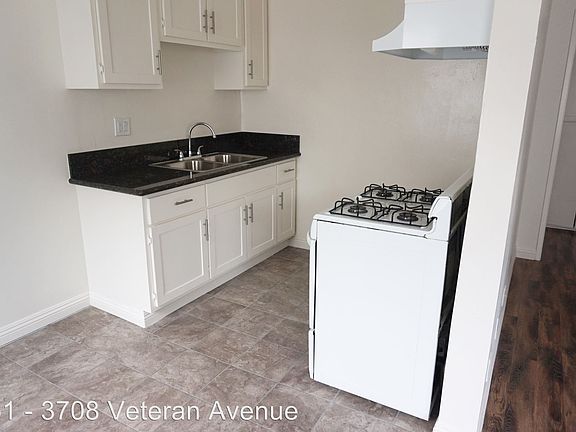 5th image of 3708 Veteran Ave APT 04