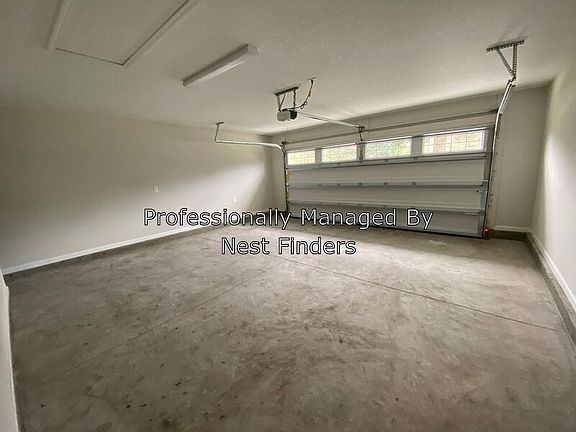 4th image of 7719 Cocoa Ave