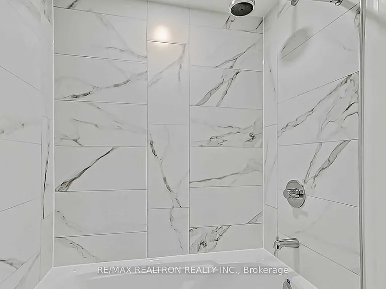 20 Richardson St #616 — Photo 16