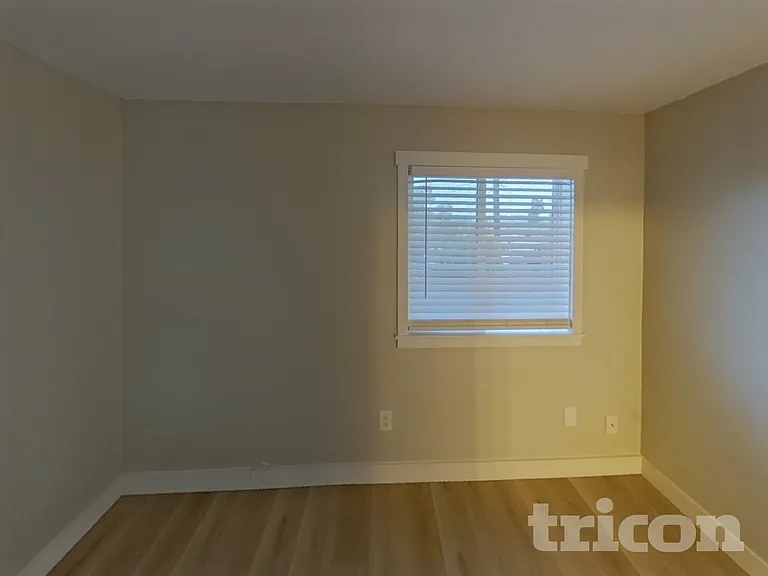 4121 21st Ave SW — Photo 11