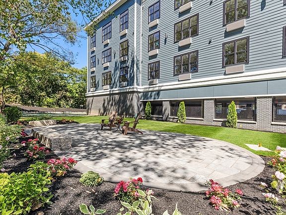 3rd image of 21 Totman St #205