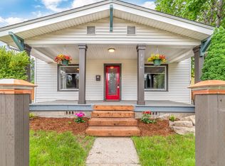 1226 S 4th St, Cottage Grove, OR 97424