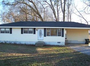 440 Ruggles Ln, Muscle Shoals, AL 35661