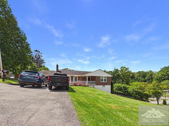 4th image of 104 Redbud Dr
