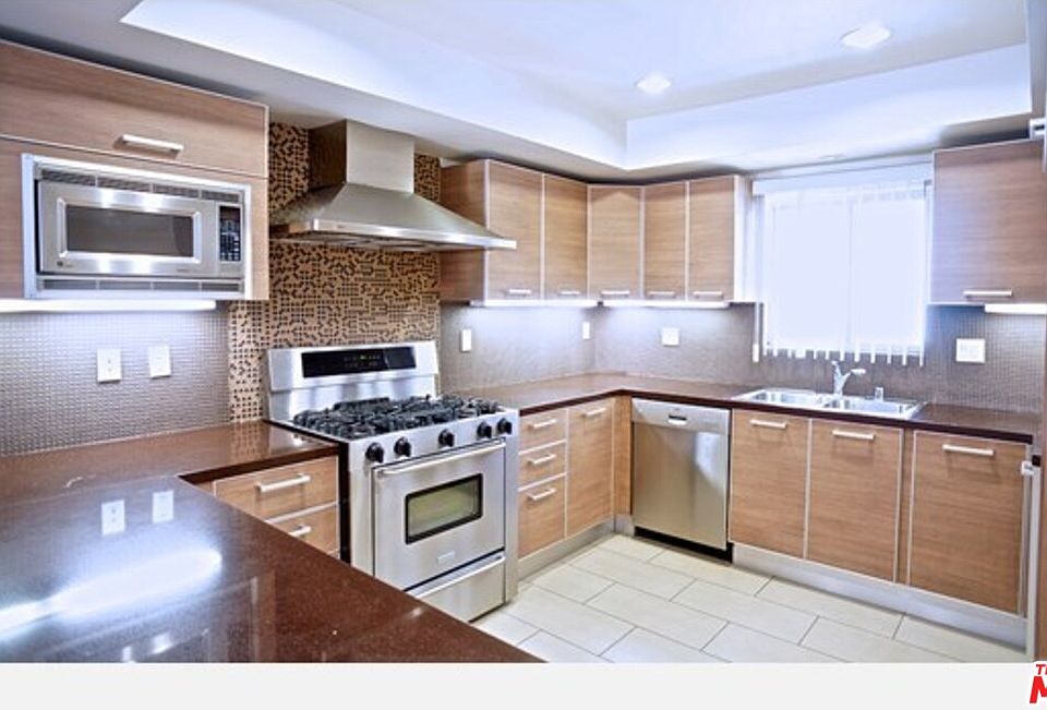 1st image of 1446 Armacost Ave