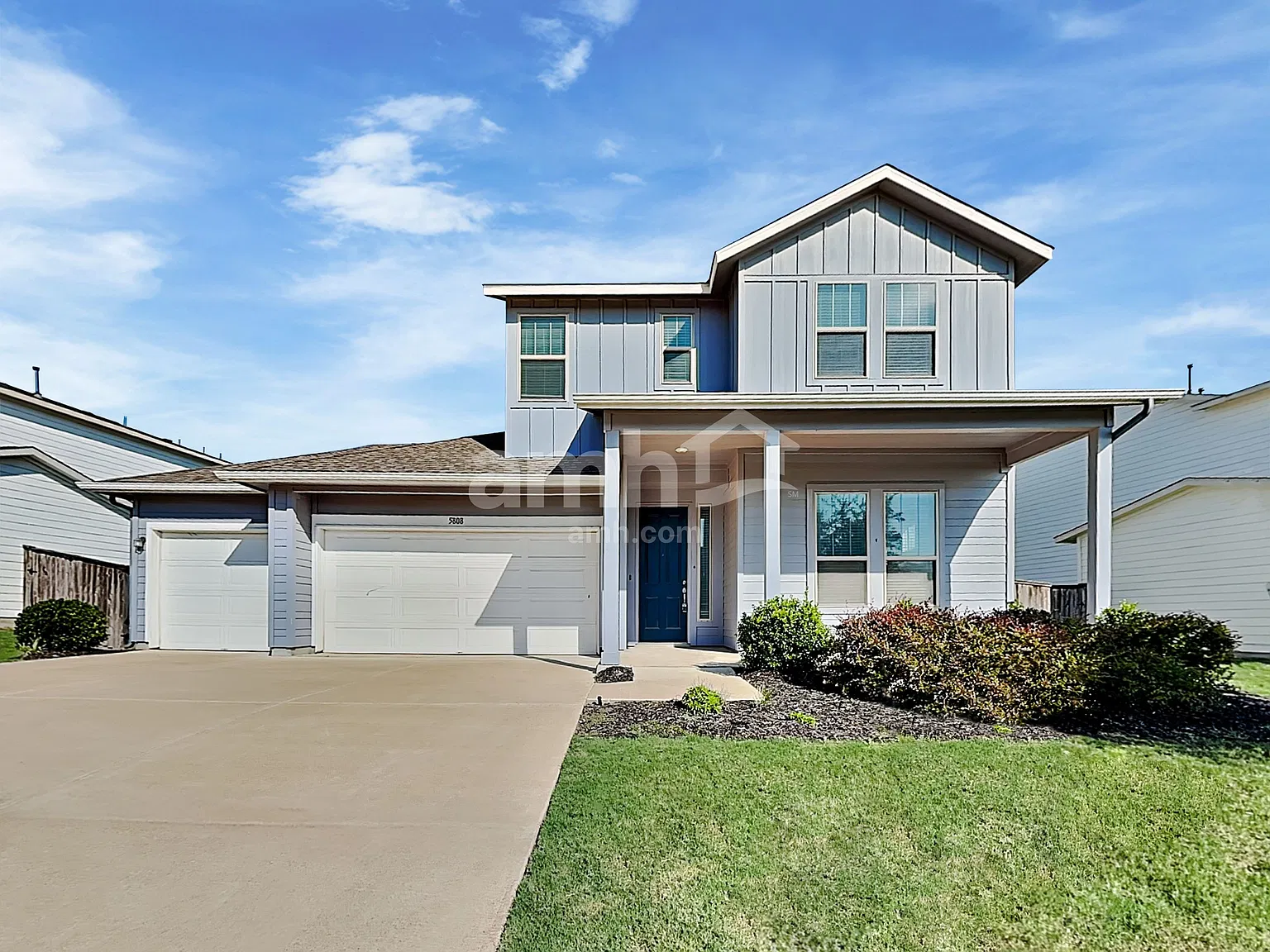 4 bed, 2.5 bath, 2407 sqft, $2,535 — Photo 1