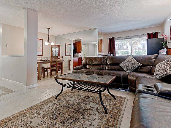 5th image of 5651 Sumner Way Unit 113