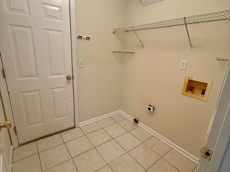3150 Highland Grove Dr — Photo 20
