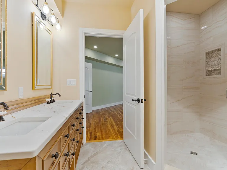 2620 Boston Post Rd #3 — Photo 14