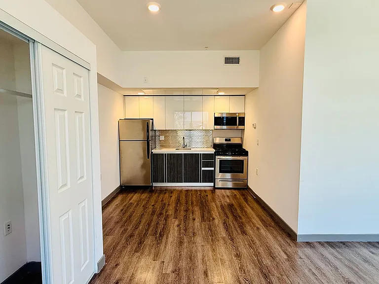 5812 Virginia Ave — Photo 5