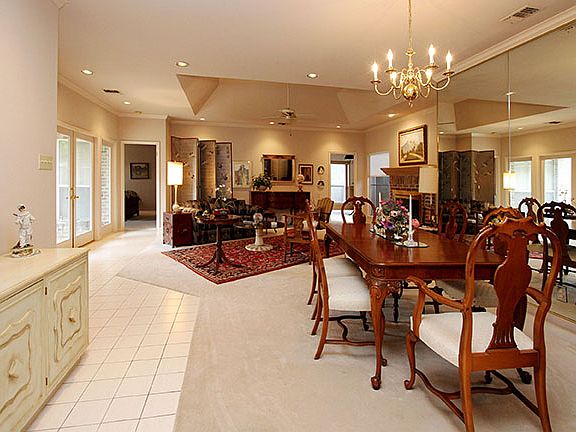 4th image of 6 Bryanston Ct