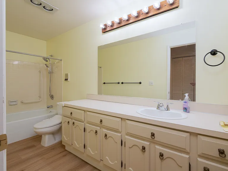 13215 Linden Ave N #301 — Photo 15