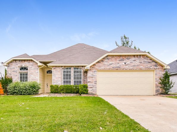 3693 Sycamore Ln