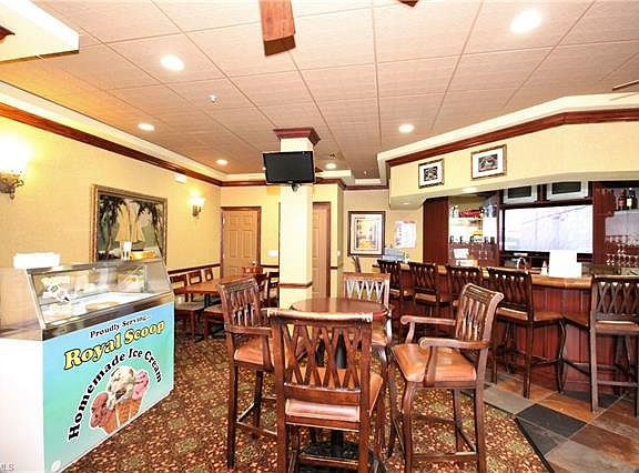 5th image of 10126 Villagio Palms Way Unit 206