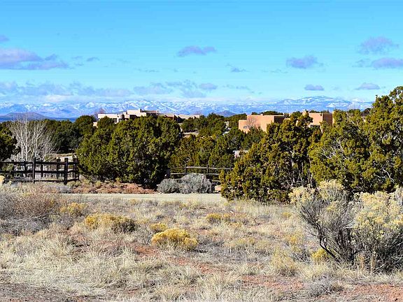 4th image of 73 Paseo Del Coyote