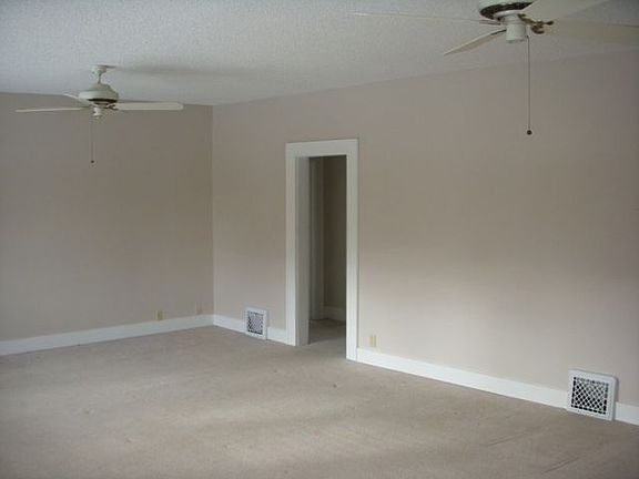 4th image of 720 N 32nd St