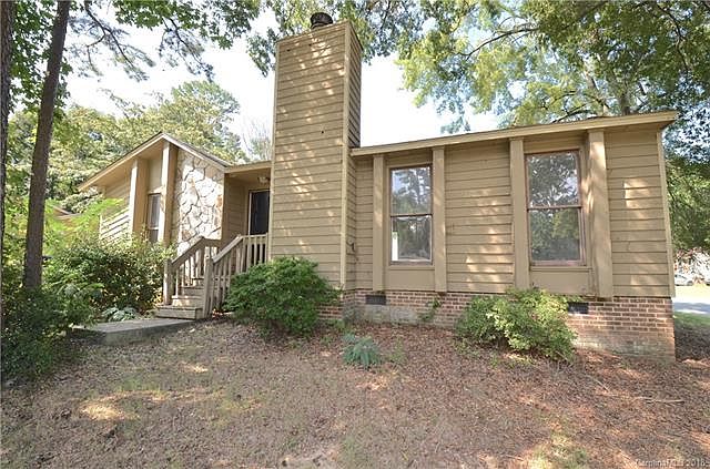 1st image of 7719 Heatherdale Ct