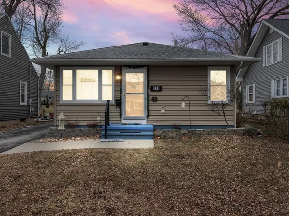 612 41st St NE, Cedar Rapids, IA 52402