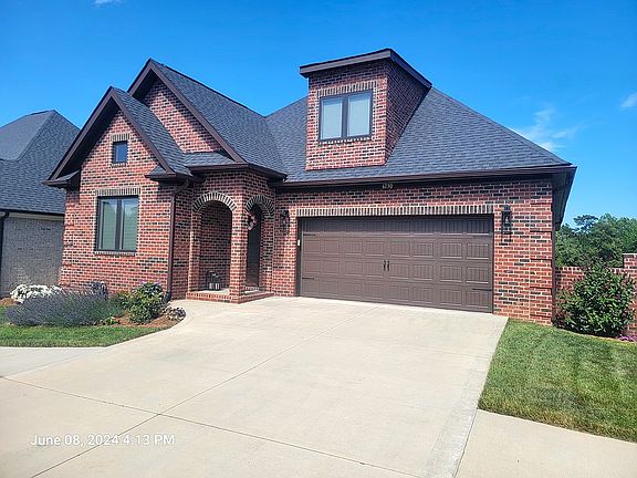 3 bed/3 full bath w/ office