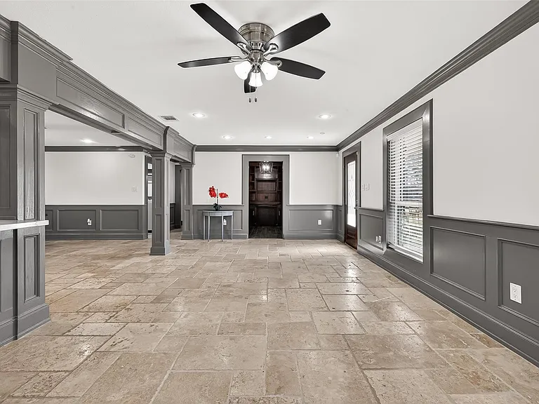 10054 Cedardale Dr — Photo 7