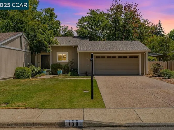 108 Clover Hill Ct, Danville, CA 94526