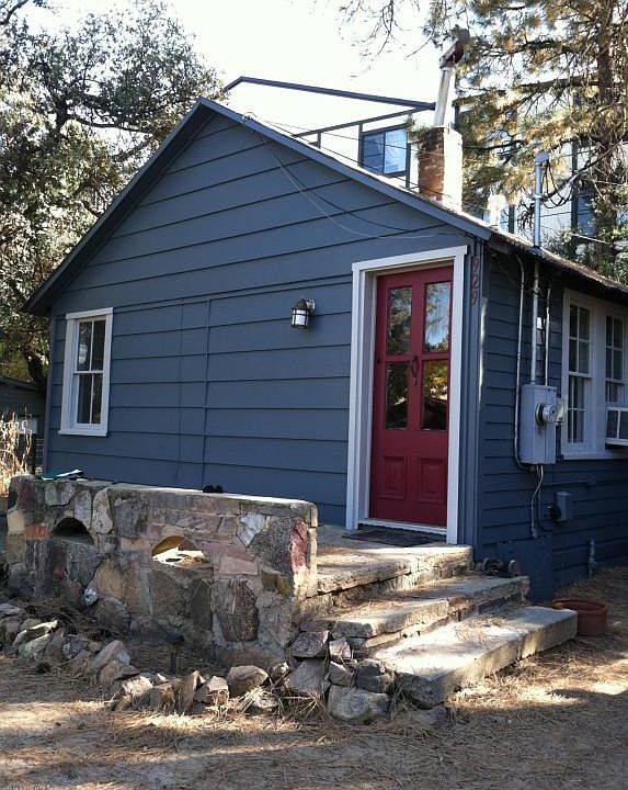 1st image of 929 W Gurley St