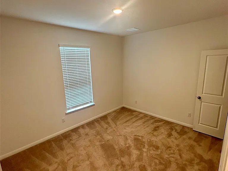1401 Brescia Walk — Photo 5