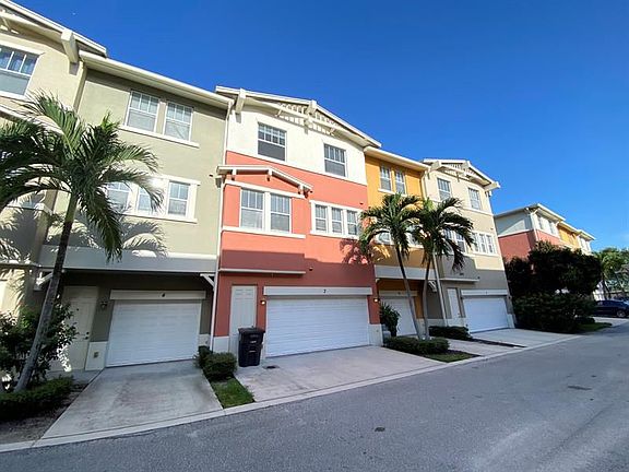 2nd image of 609 Amador Ln Unit 3