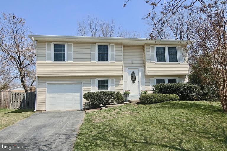 1st image of 2506 Symphony Ln