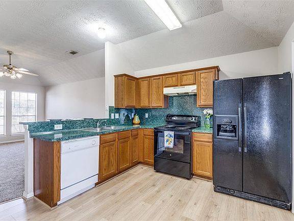 3rd image of 3427 Red Cedar Drive