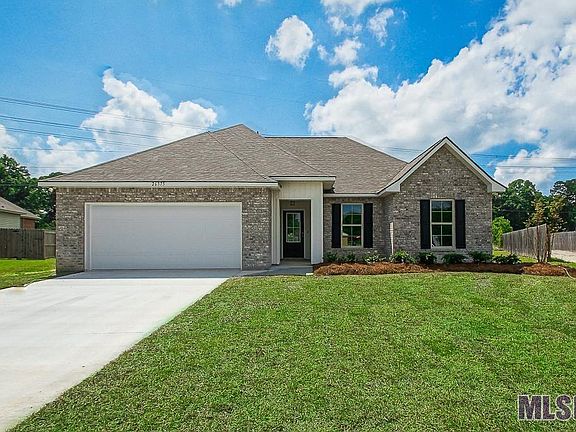 2nd image of 26375 Pinecrest Dr