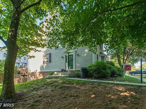 3rd image of 7210 Lensfield Ct