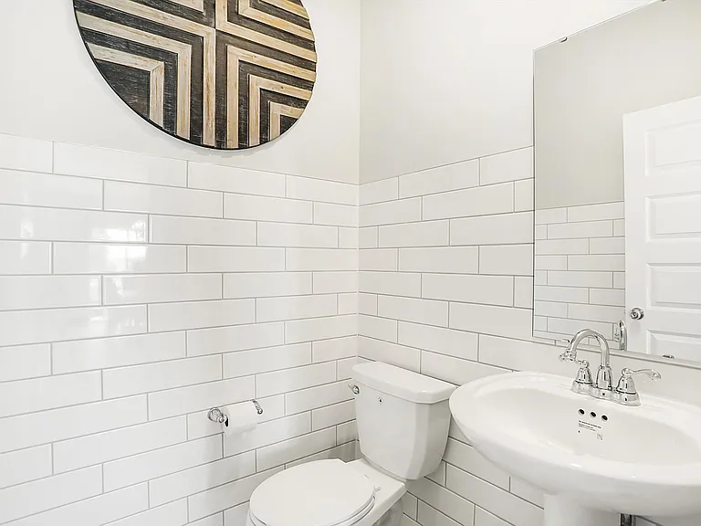 1056 Beck Way — Photo 4